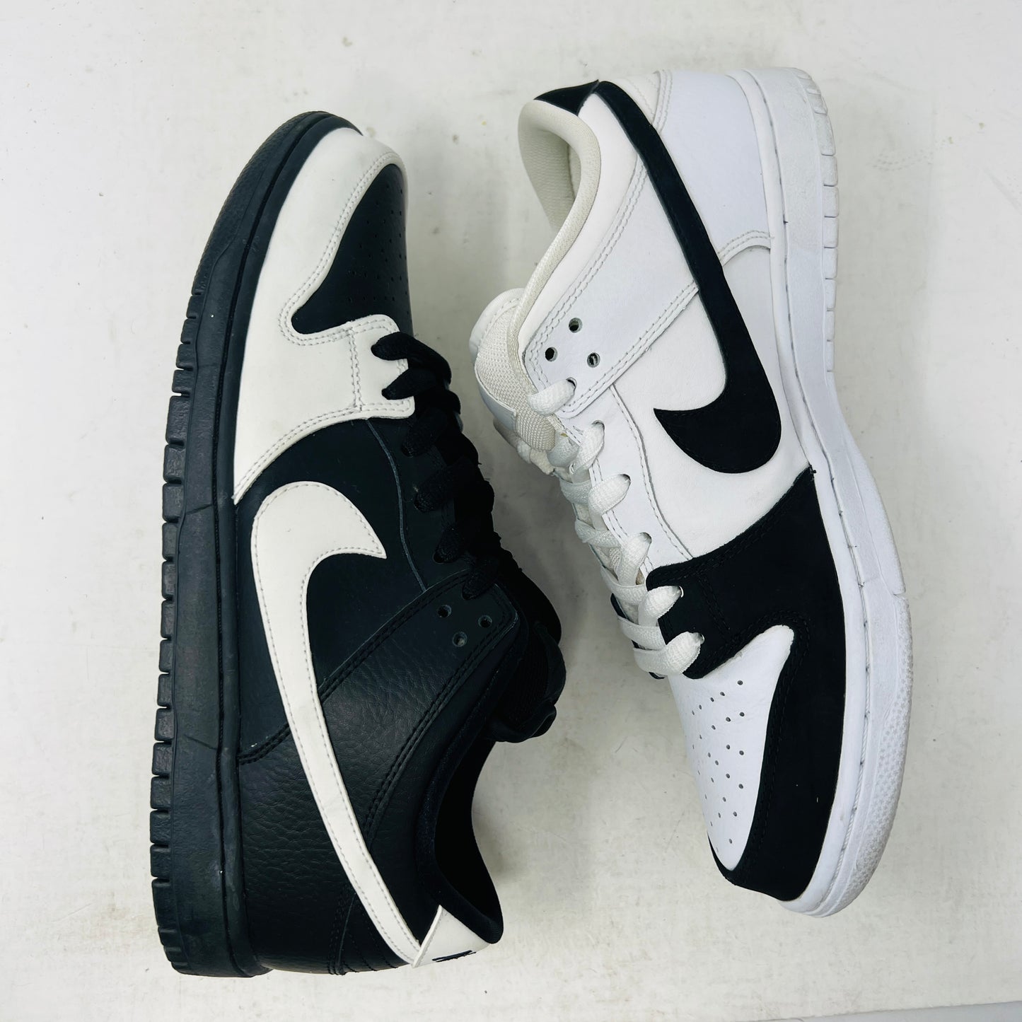 Nike SB Dunk Low Yin Yang