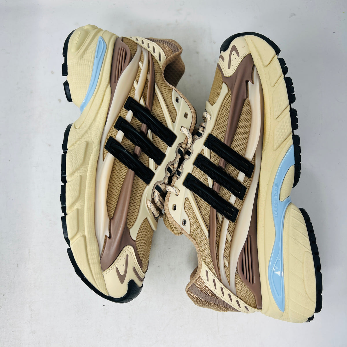 adidas Adistar Jellyfish Pharrell Williams Crystal Sand