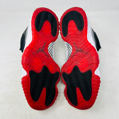 Jordan 11 Retro Playoffs Bred (2019)