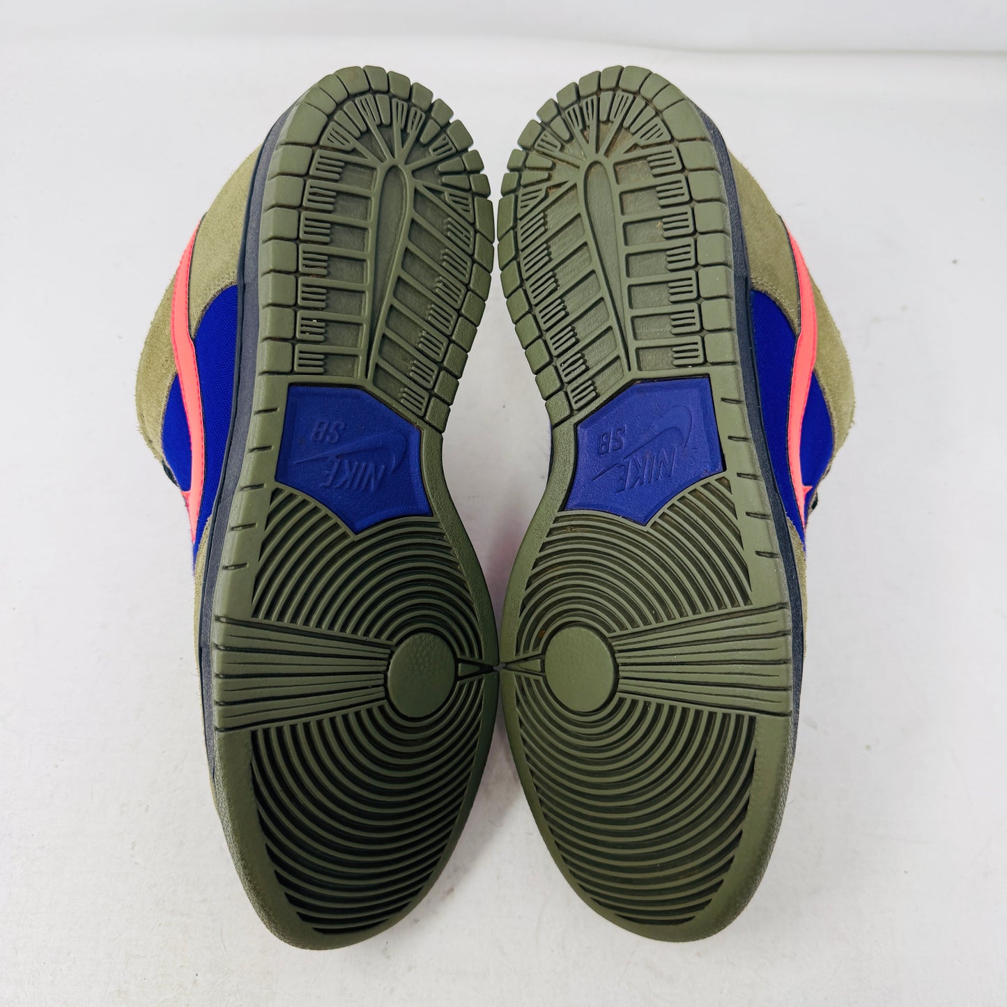 Nike SB Dunk Low Olive Atomic Red