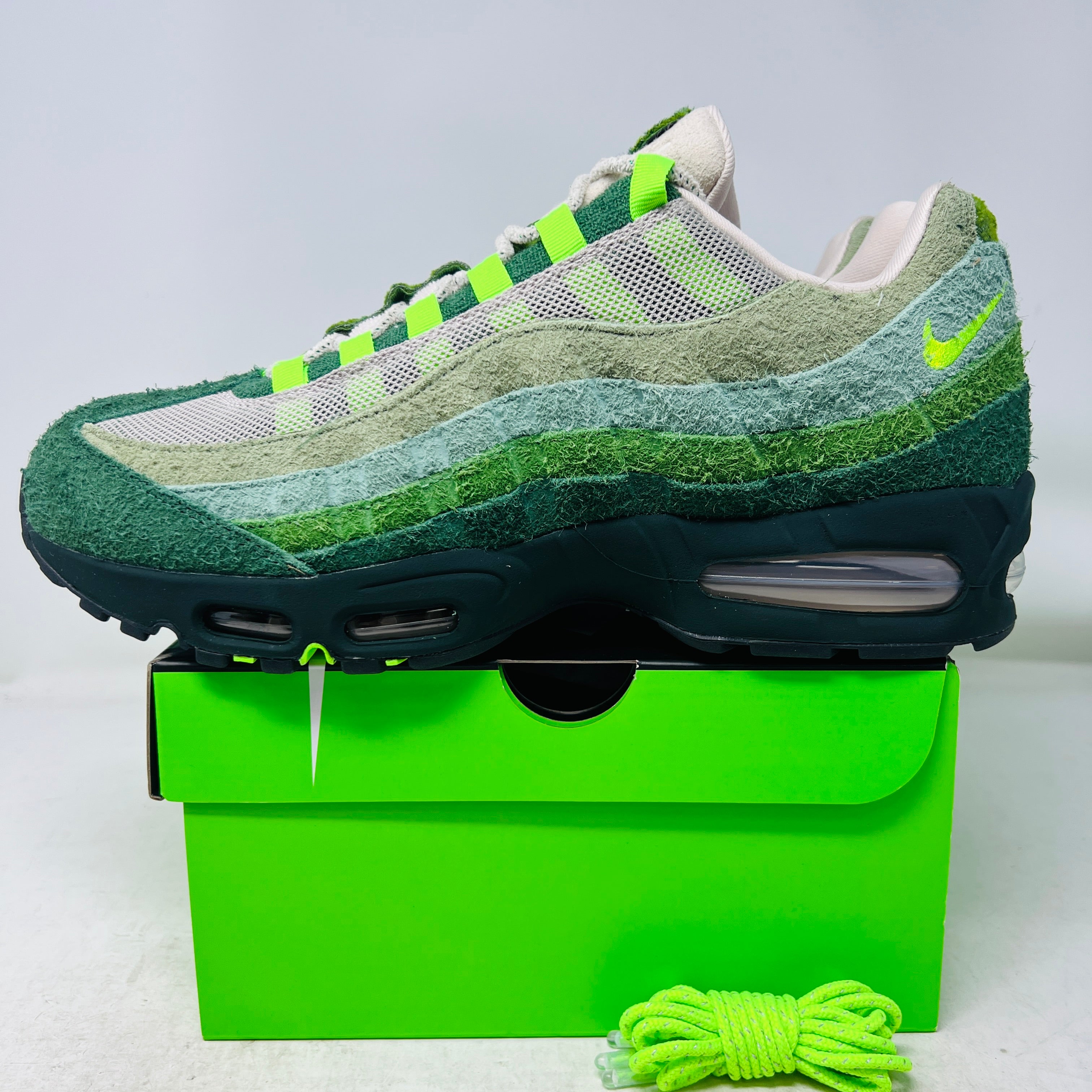 Nike Air Max 95 Big Bubble Ducks of a Feather Oregon Ducks The