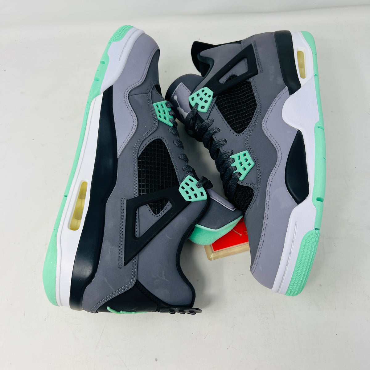 Jordan 4 Retro Green Glow