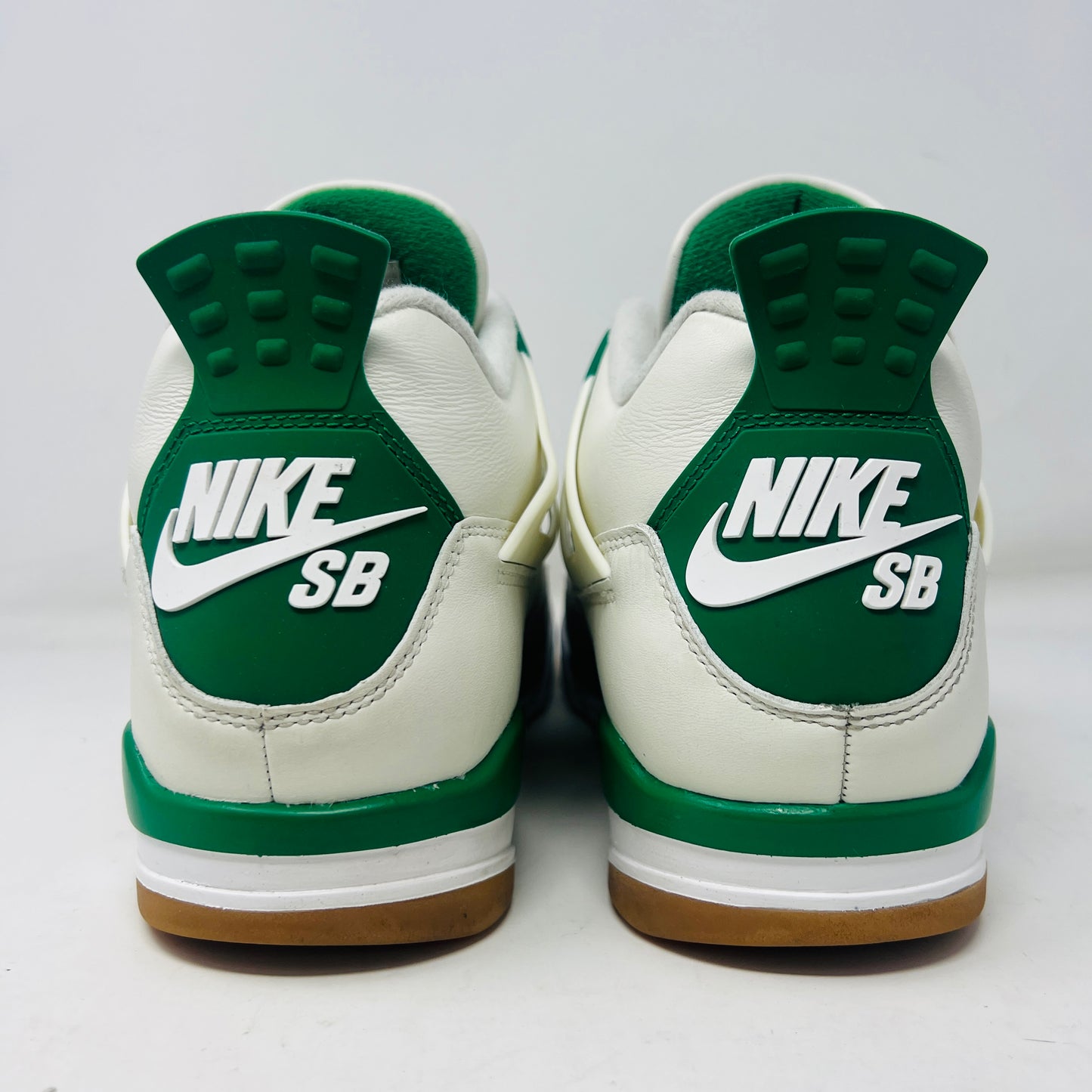 Jordan 4 Retro SB Pine Green