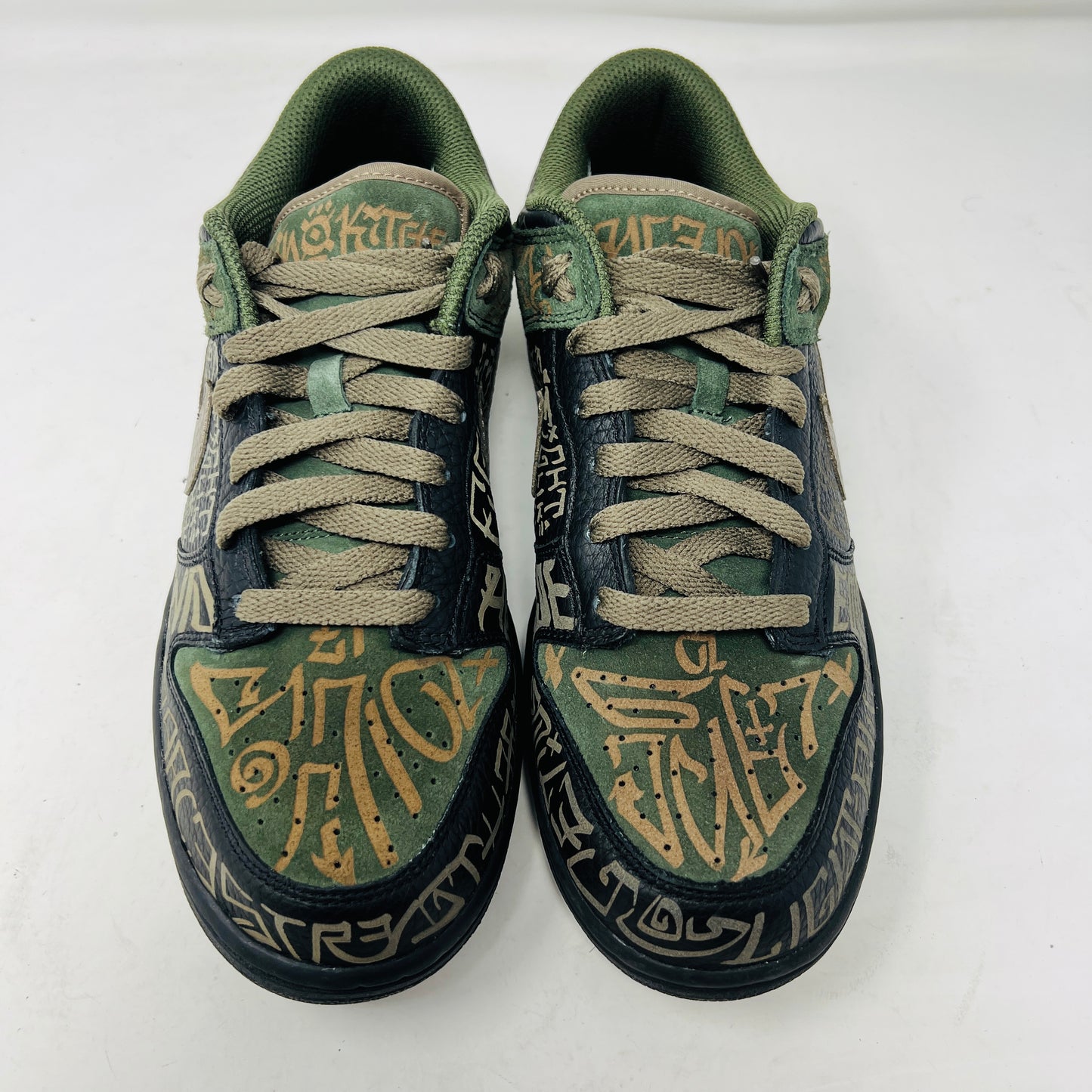 Nike SB Dunk Low Doernbecher