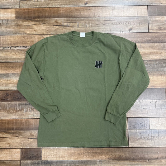 Undefeated East Vs. West L/S Tee Green