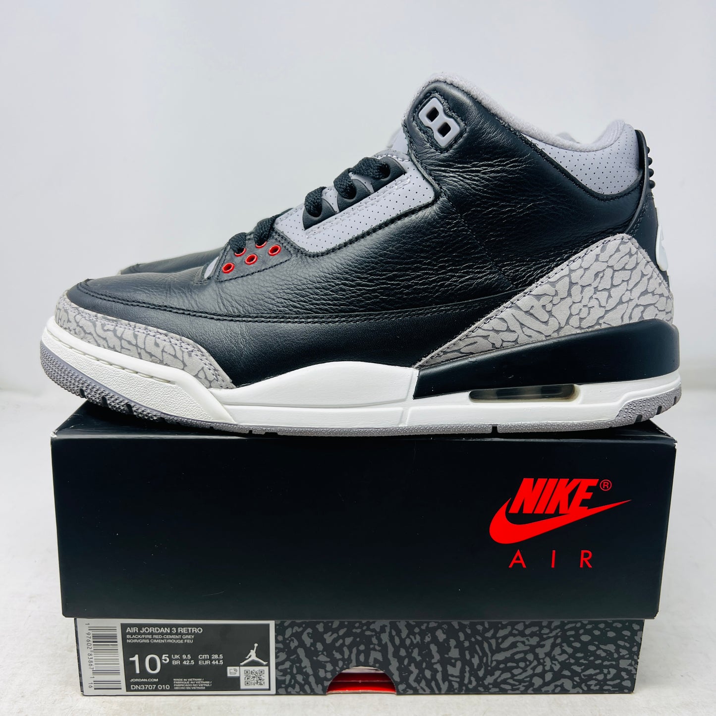 Jordan 3 Retro OG Black Cement (2024)