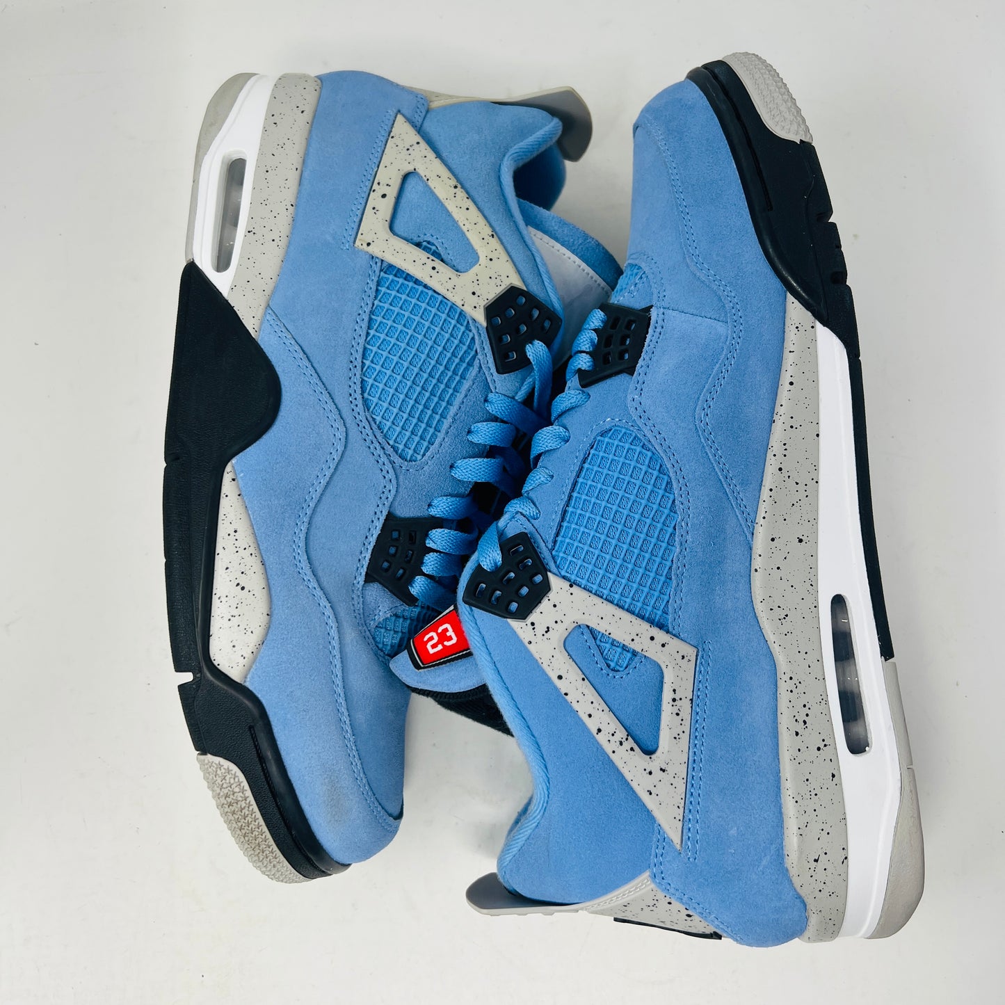 Jordan 4 Retro University Blue