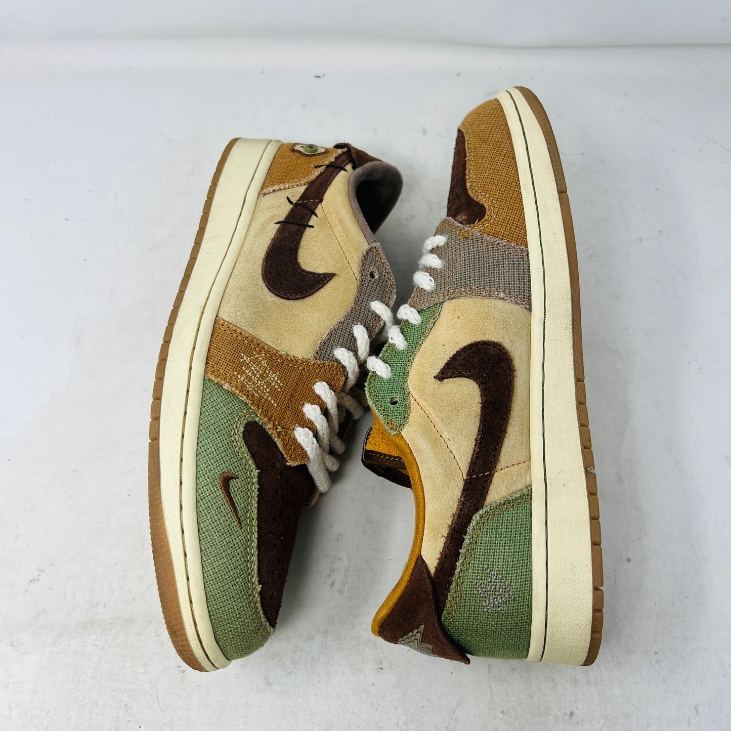 Jordan 1 Retro Low OG Zion Williamson Voodoo