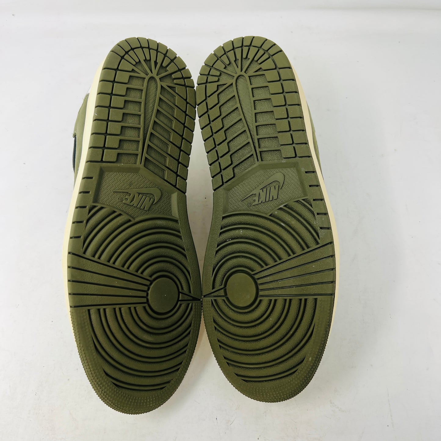 Jordan 1 Retro Low OG SP Travis Scott Olive (Women's)