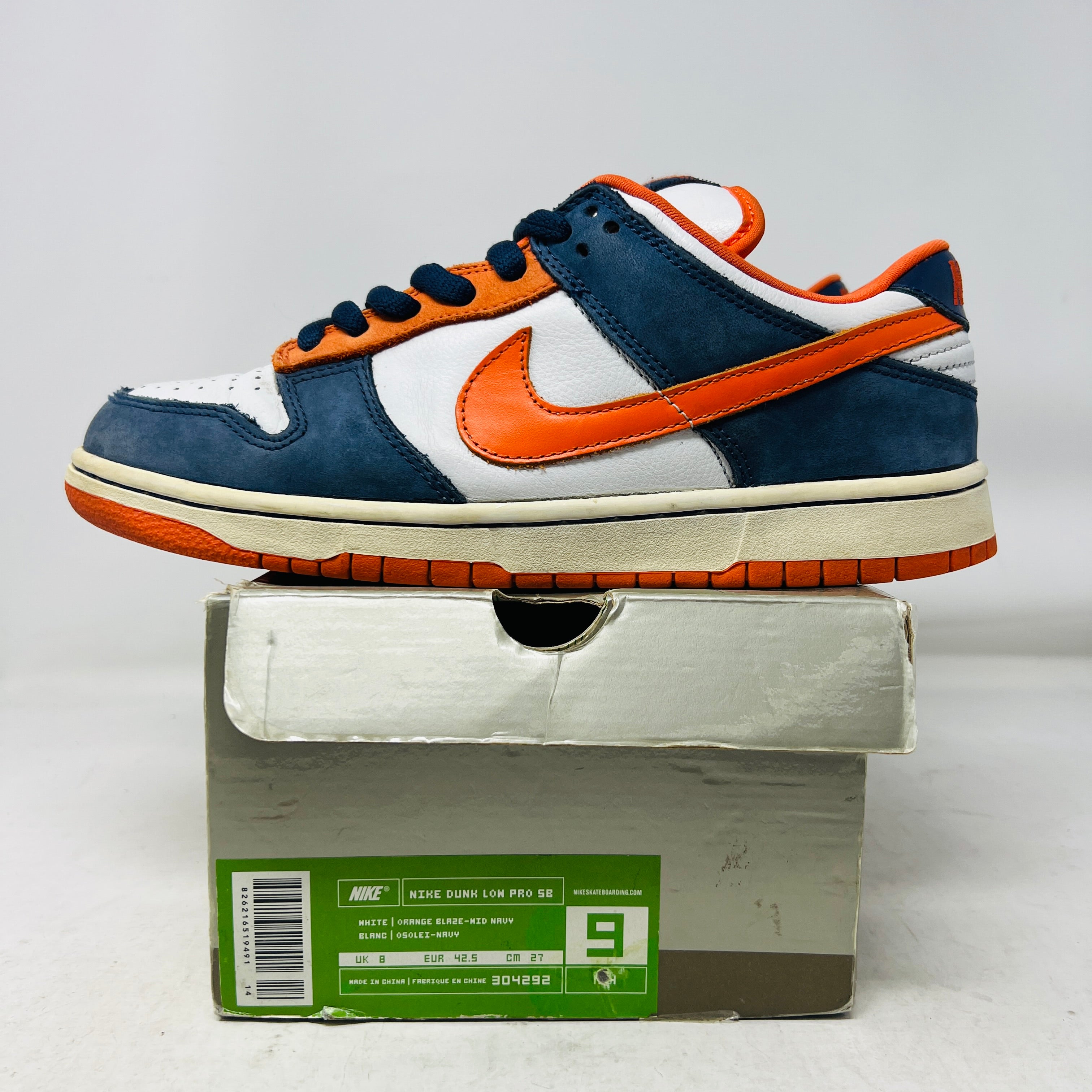 靴 nike dunk low pro sb Broncos Nike SB Dunk Low Broncos – Holy Ground
