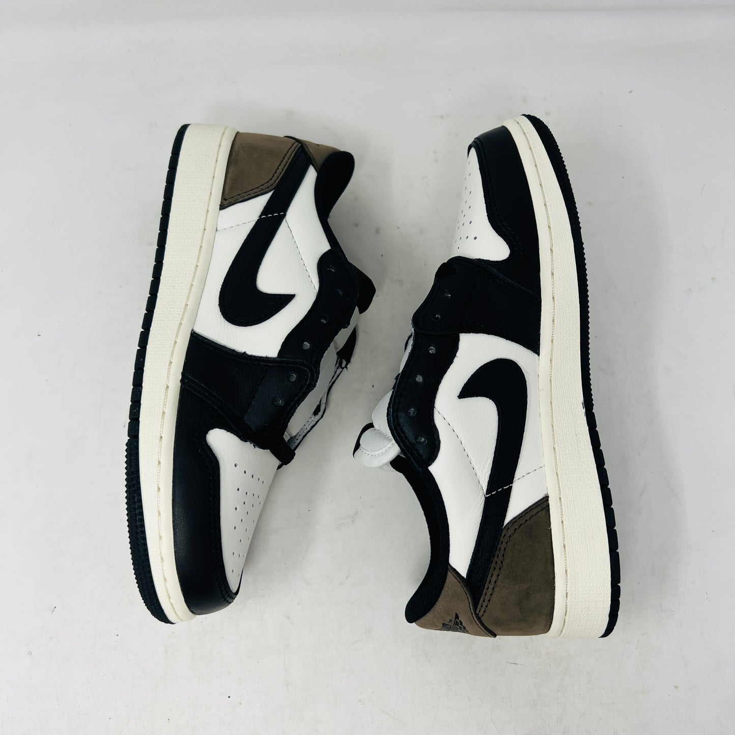 Jordan 1 Retro Low OG Mocha (GS)