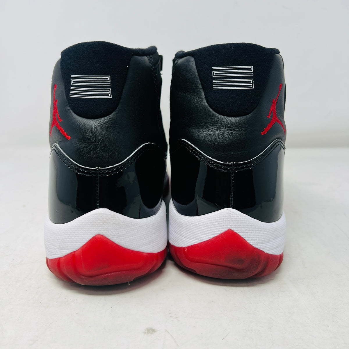 Jordan 11 Retro Playoffs Bred (2019)