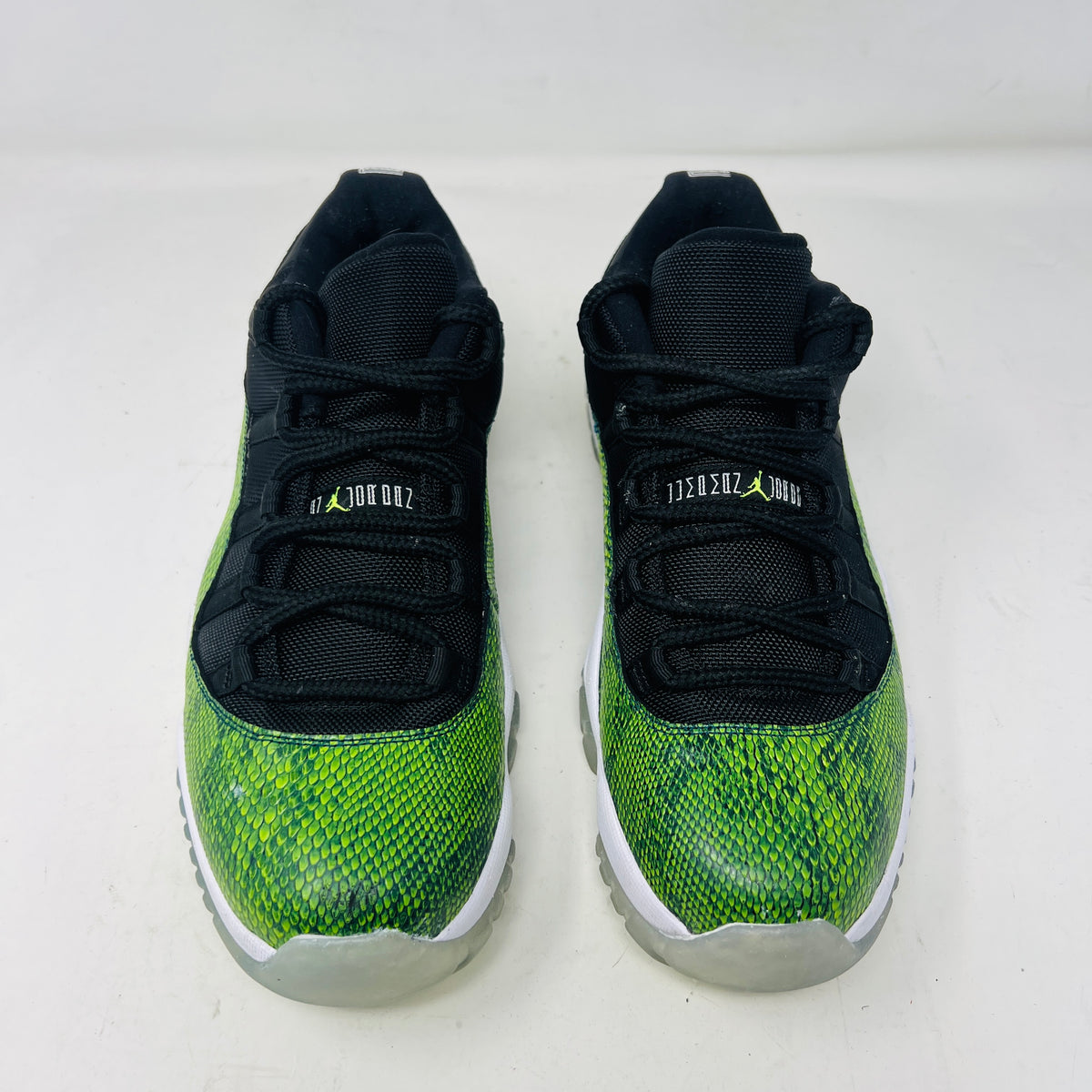 Jordan 11 Retro Low Green Snakeskin