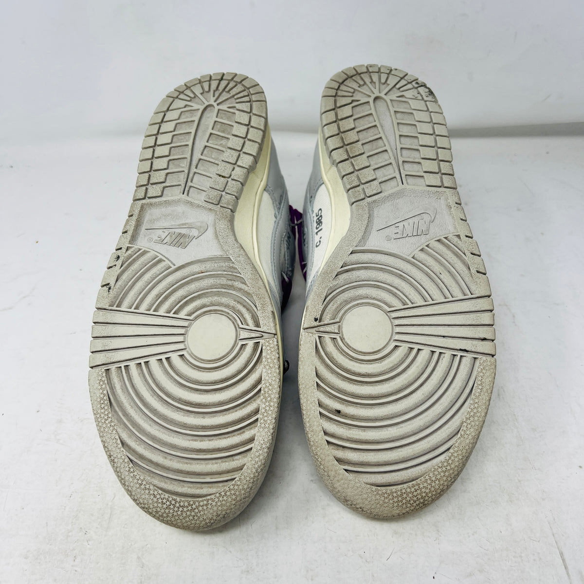 Nike Dunk Low Off-White Lot 21