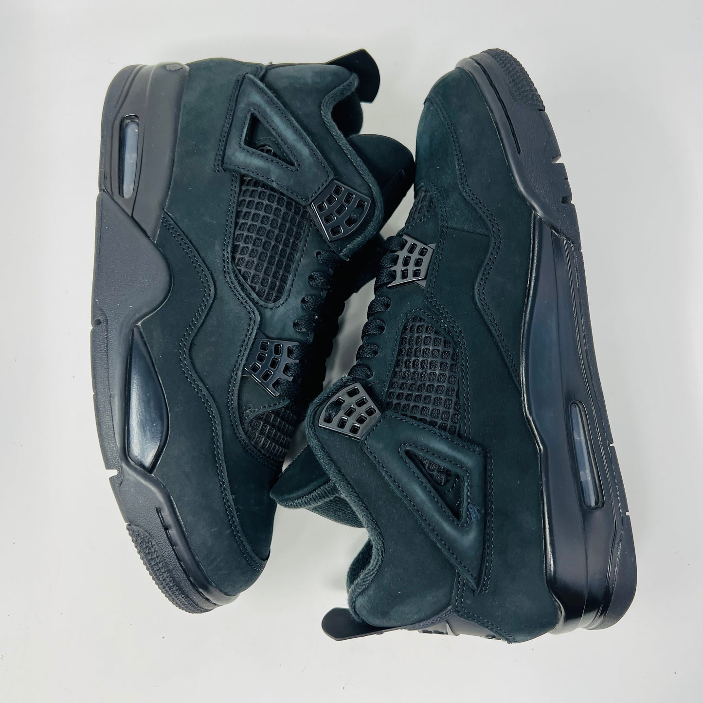 Jordan 4 Retro Black Cat (2025)