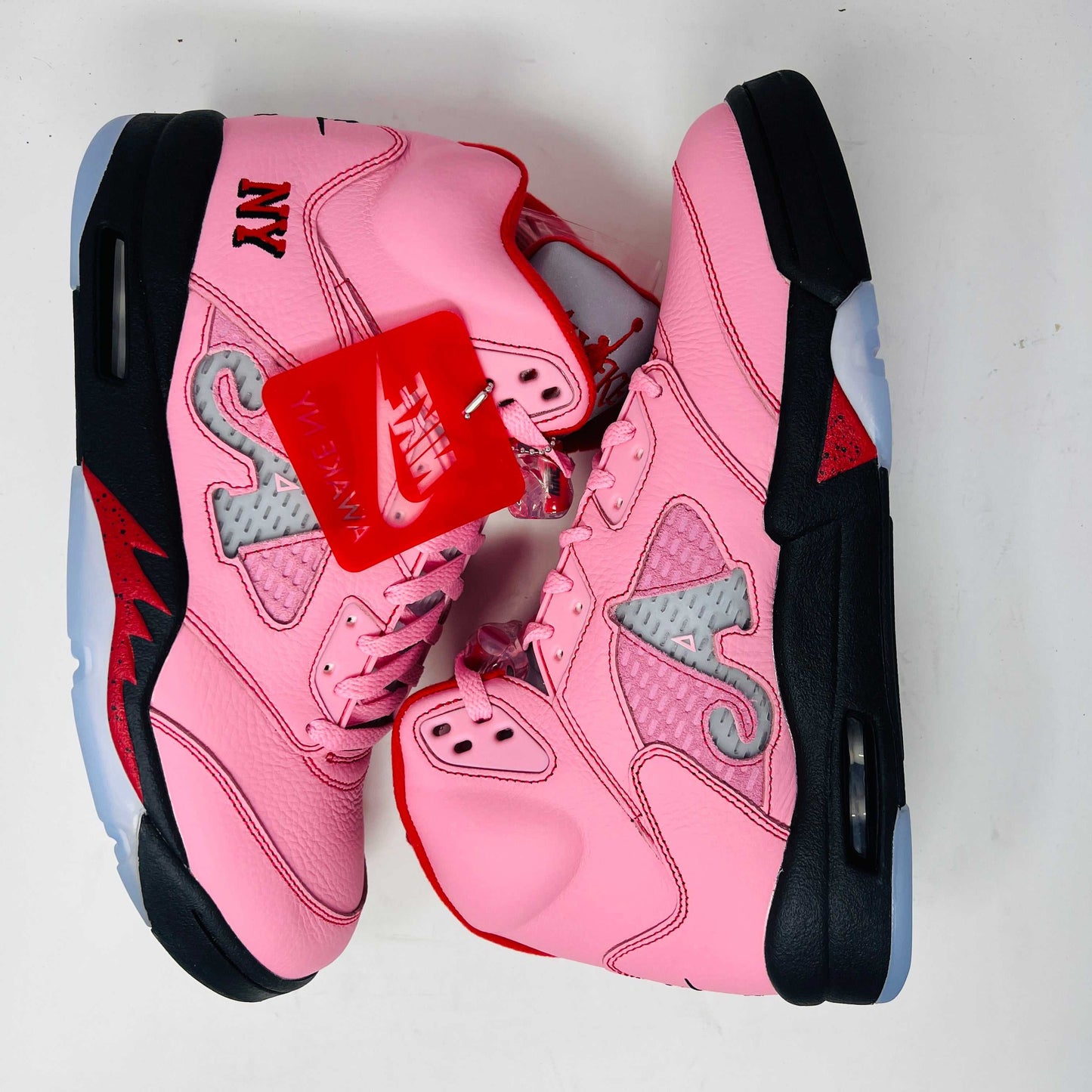 Jordan 5 Retro Awake NY Arctic Pink