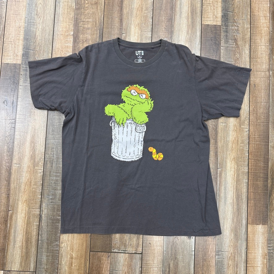 KAWS x Uniqlo x Sesame Street Oscar The Grouch Tee Gray