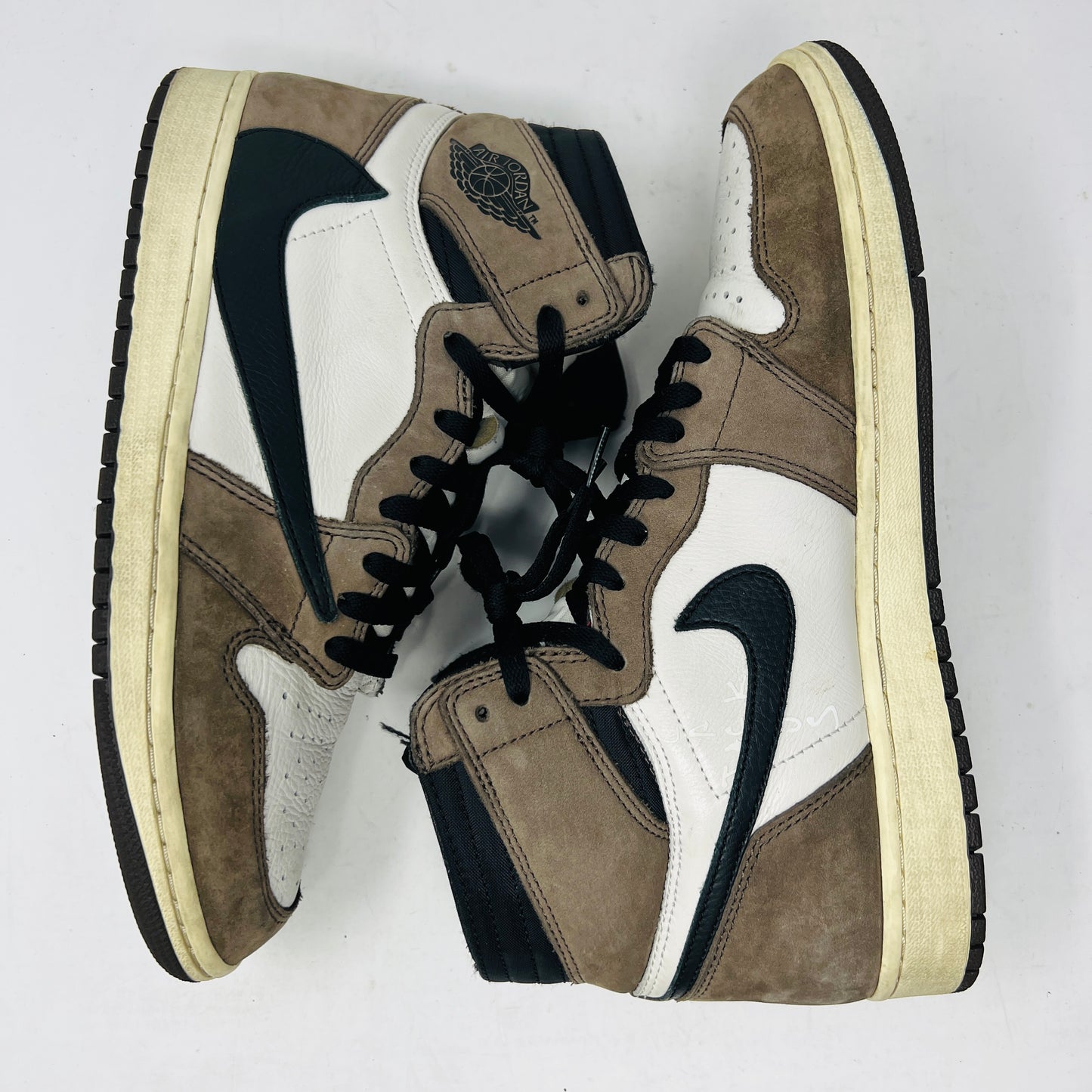 Jordan 1 Retro High OG SP Travis Scott Mocha