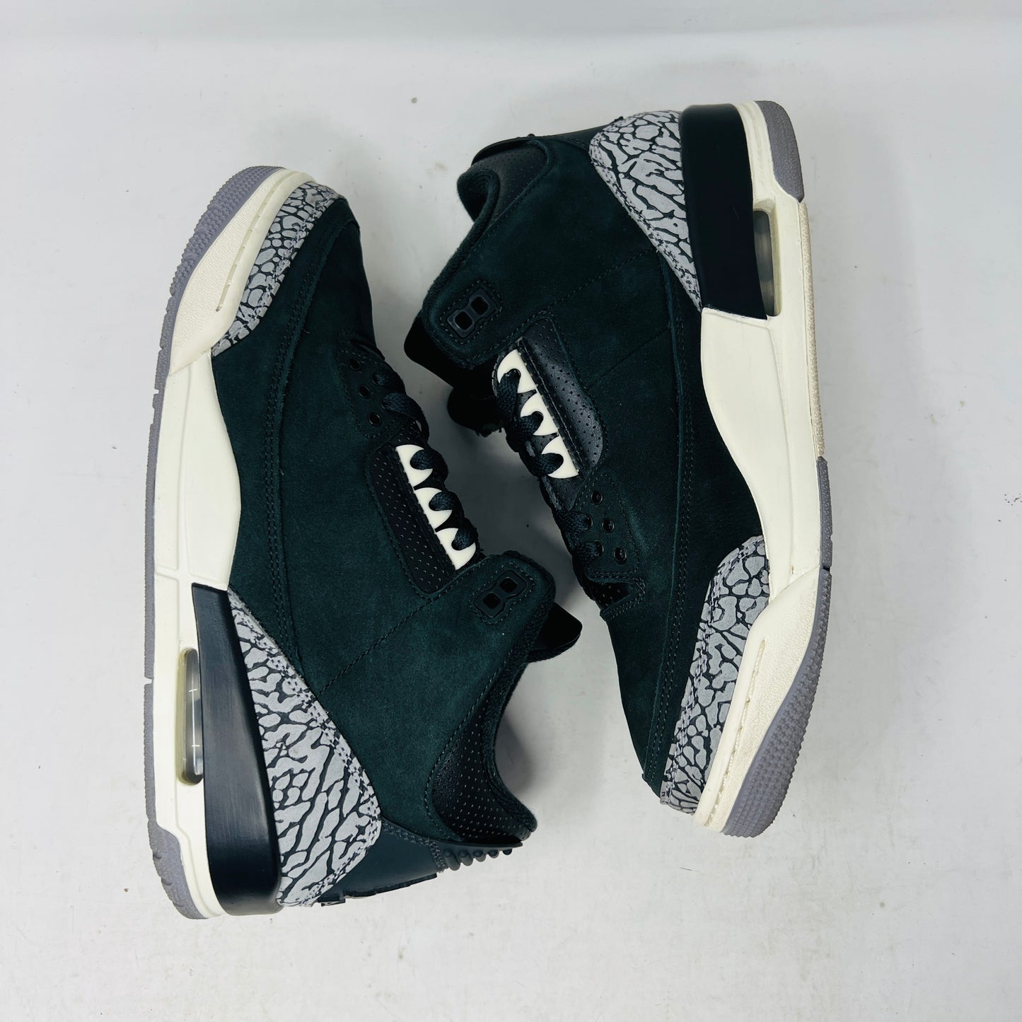 Jordan 3 Retro Off Noir (Women's)