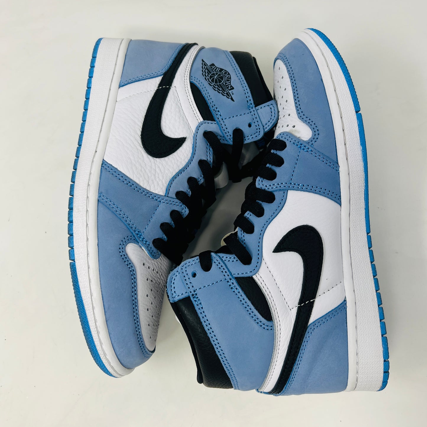 Jordan 1 Retro High OG University Blue