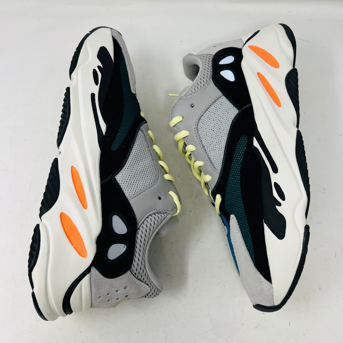 adidas Yeezy Boost 700 Wave Runner