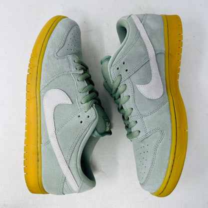 Nike SB Dunk Low Island Green Gum
