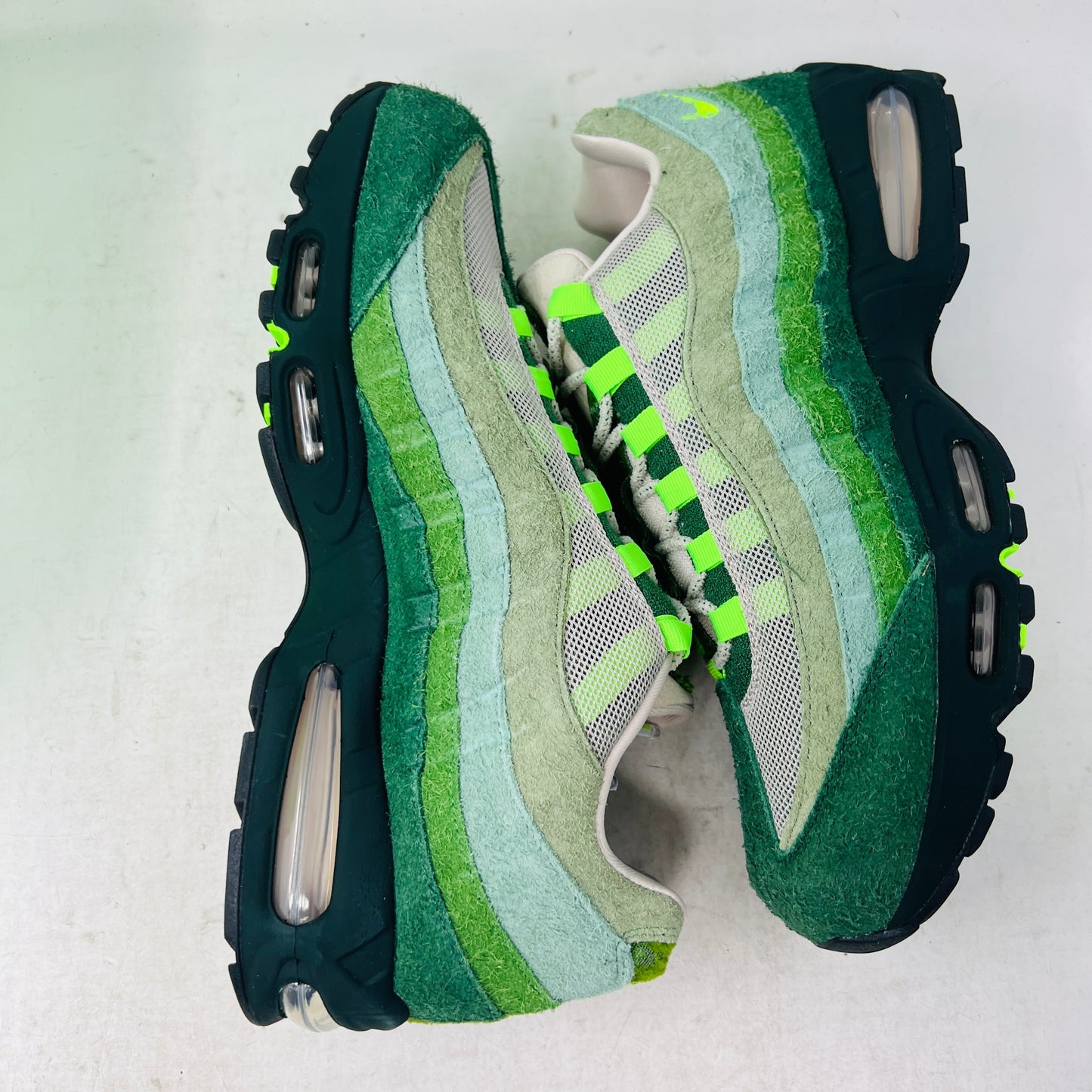 Nike Air Max 95 Big Bubble Ducks of a Feather Oregon Ducks The Woods