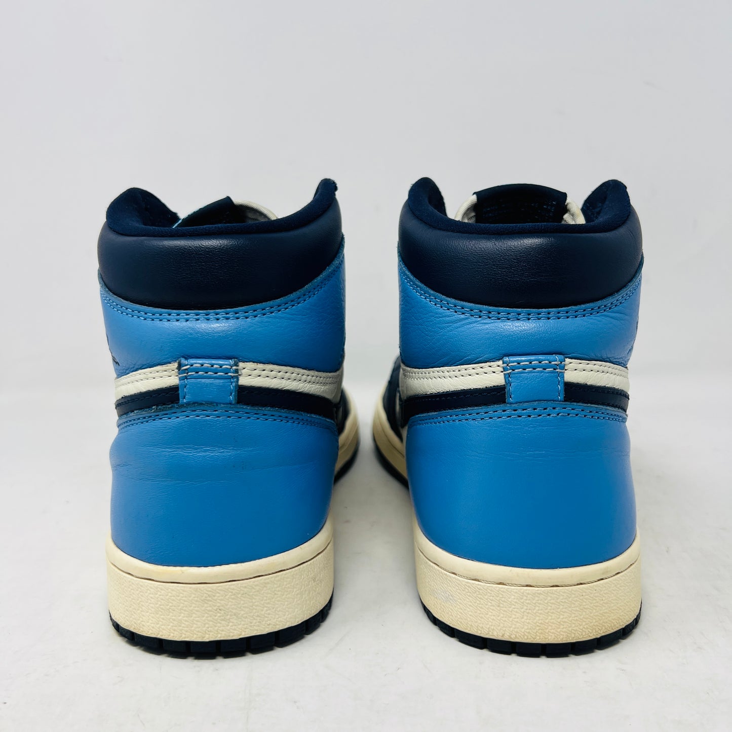 Jordan 1 Retro High Obsidian
