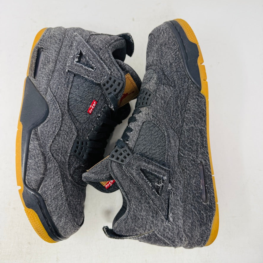 Jordan 4 Retro Levi's Black (Levi's Tag)
