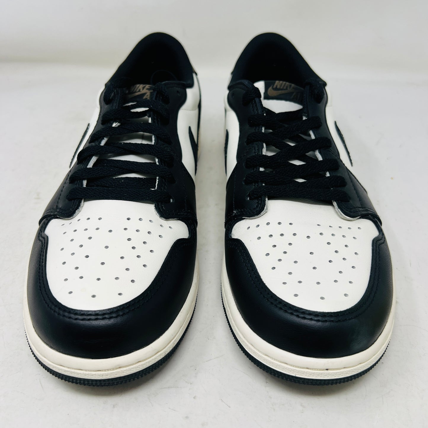 Jordan 1 Retro Low OG Mocha
