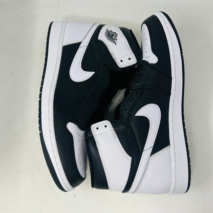 Jordan 1 Retro High OG Black White