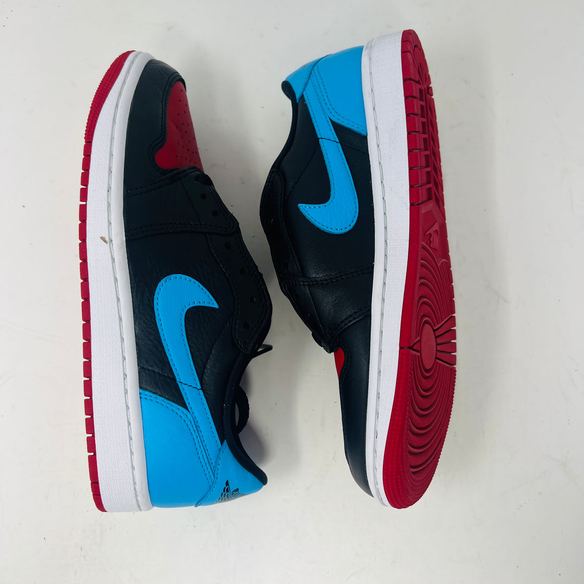 Jordan 1 Retro Low OG NC to Chi (Women's)