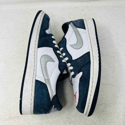 Jordan 1 Low SB Midnight Navy