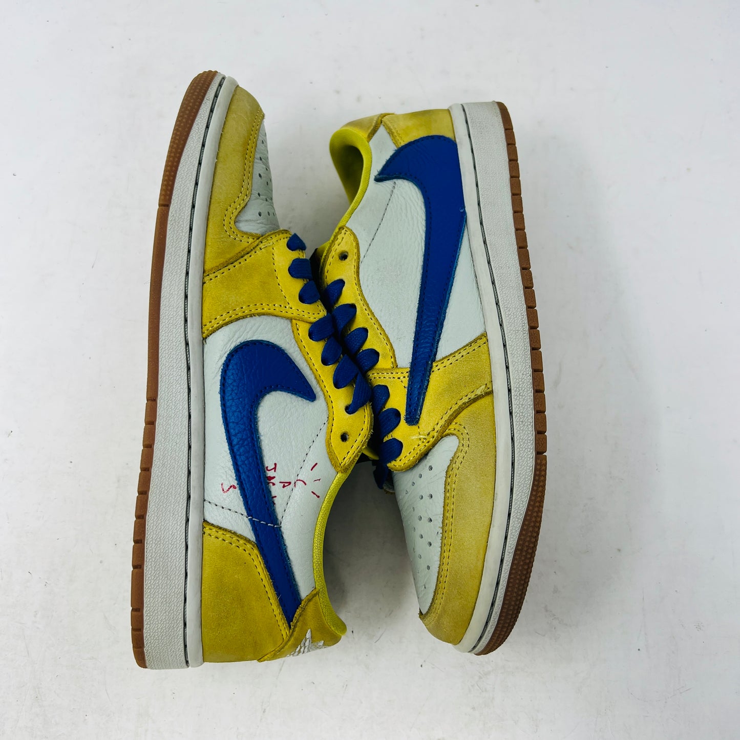 Jordan 1 Retro Low OG SP Travis Scott Canary (Women's)
