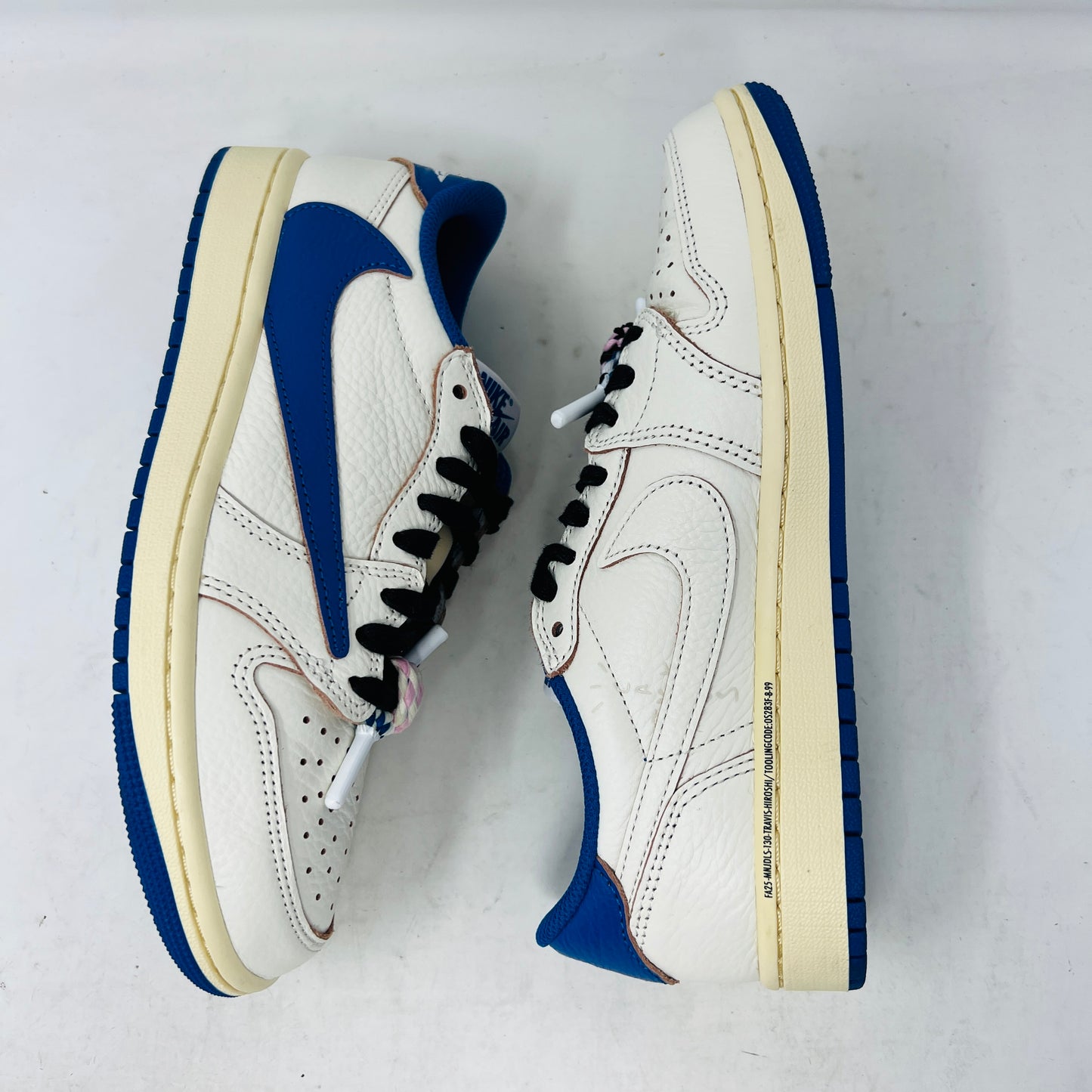 Jordan 1 Retro Low OG SP Fragment x Travis Scott Sail Military Blue
