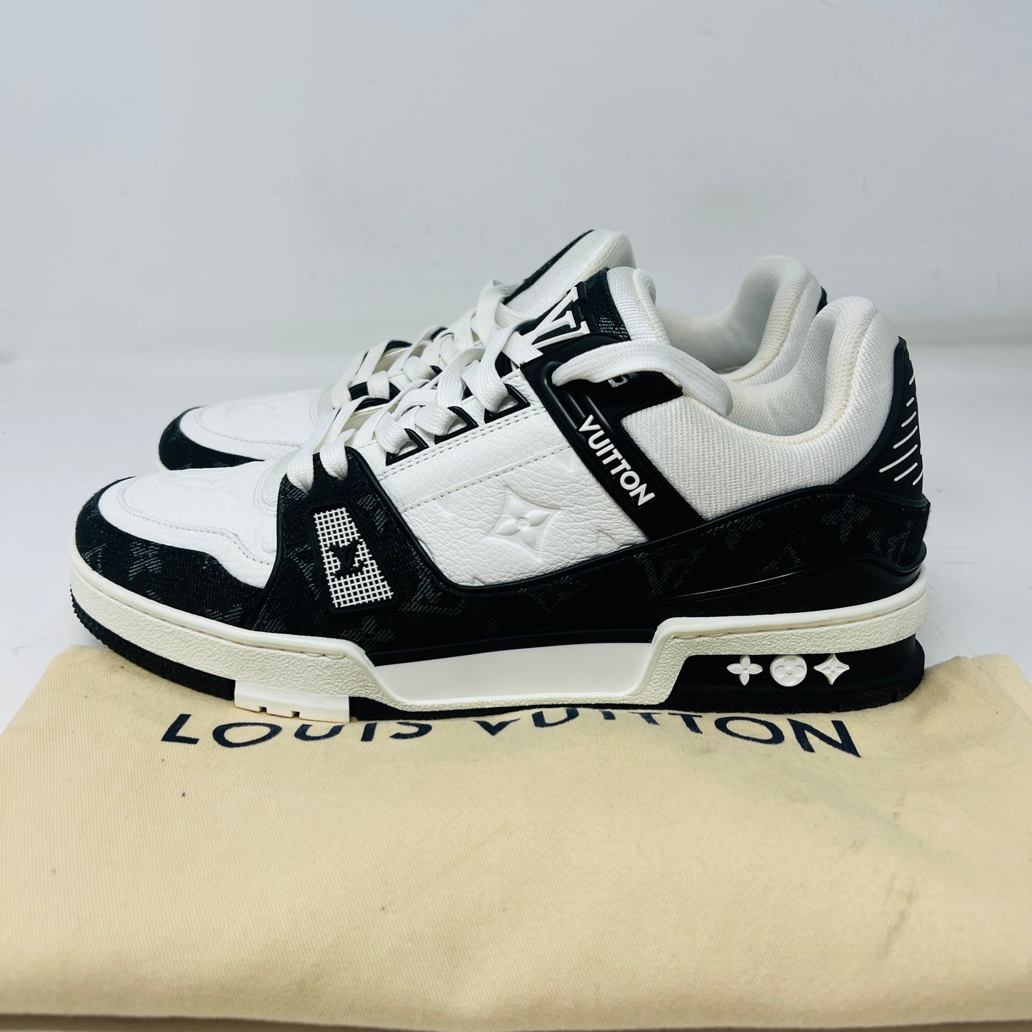 Louis Vuitton LV Trainer White Black