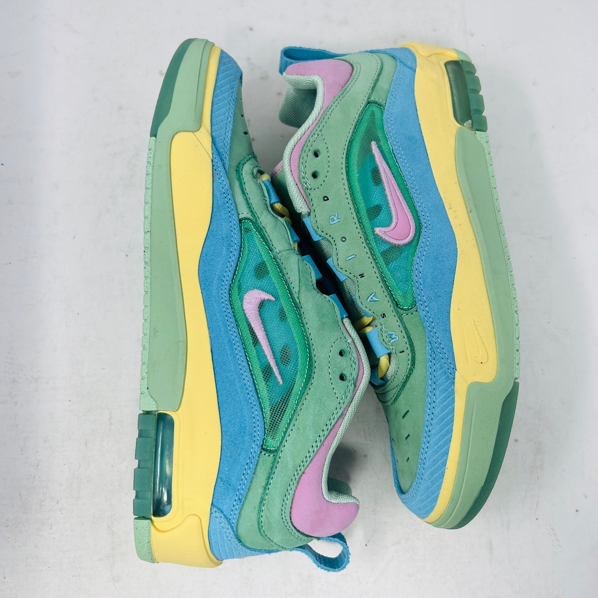 Nike SB Air Max Ishod Wair Verdy Visty