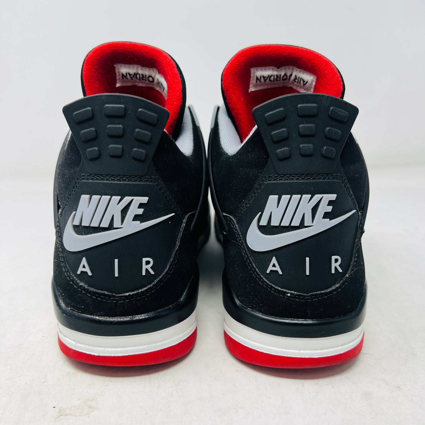 Jordan 4 Retro Bred (2019)