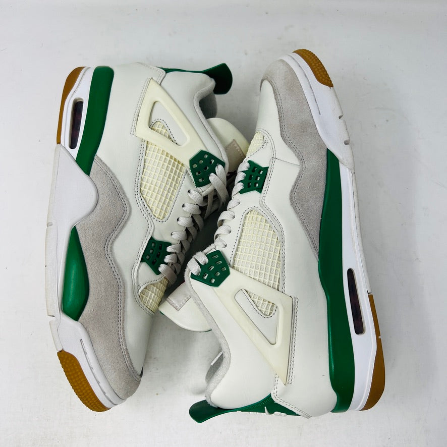 Jordan 4 Retro SB Pine Green