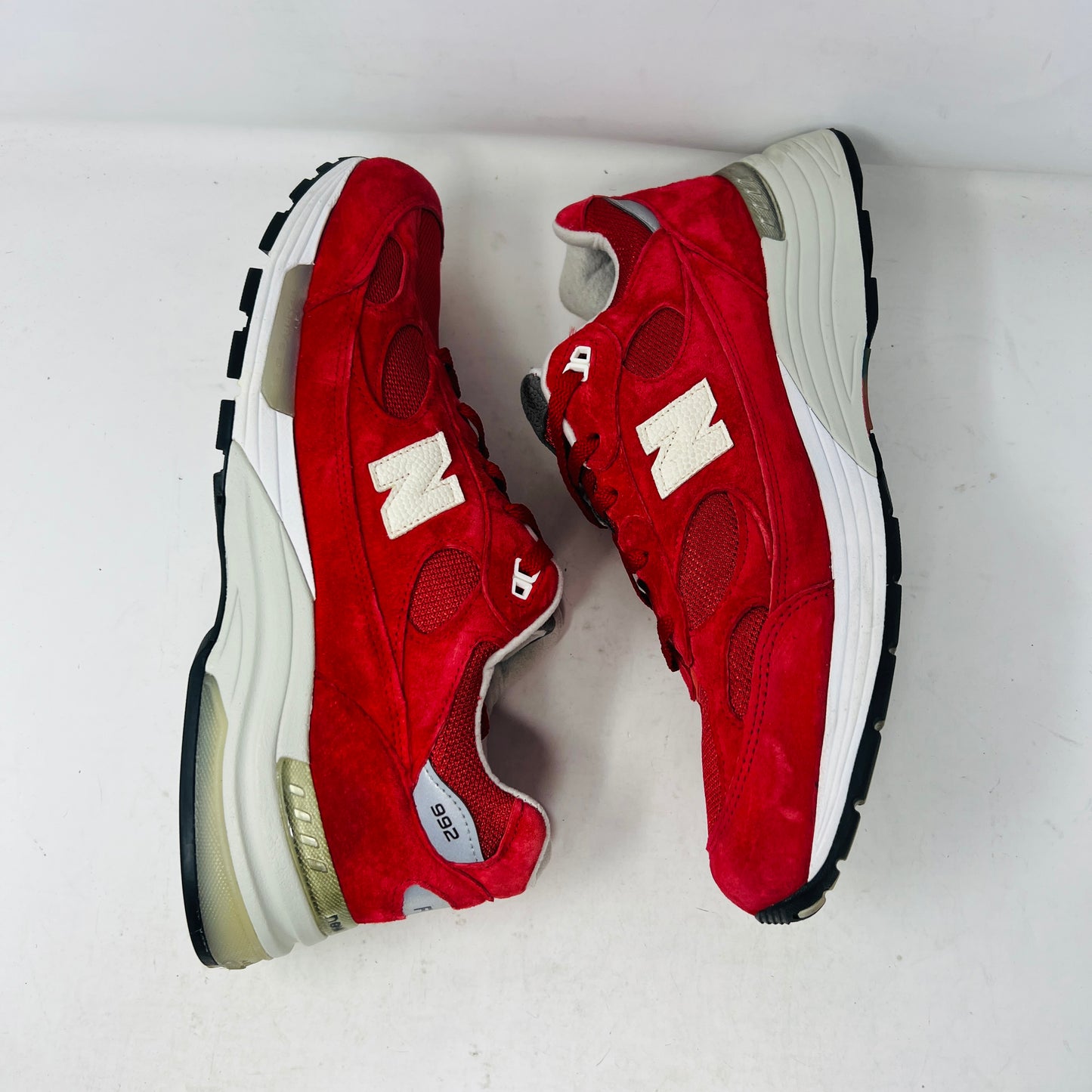 New Balance 992 Kith Kithmas Red