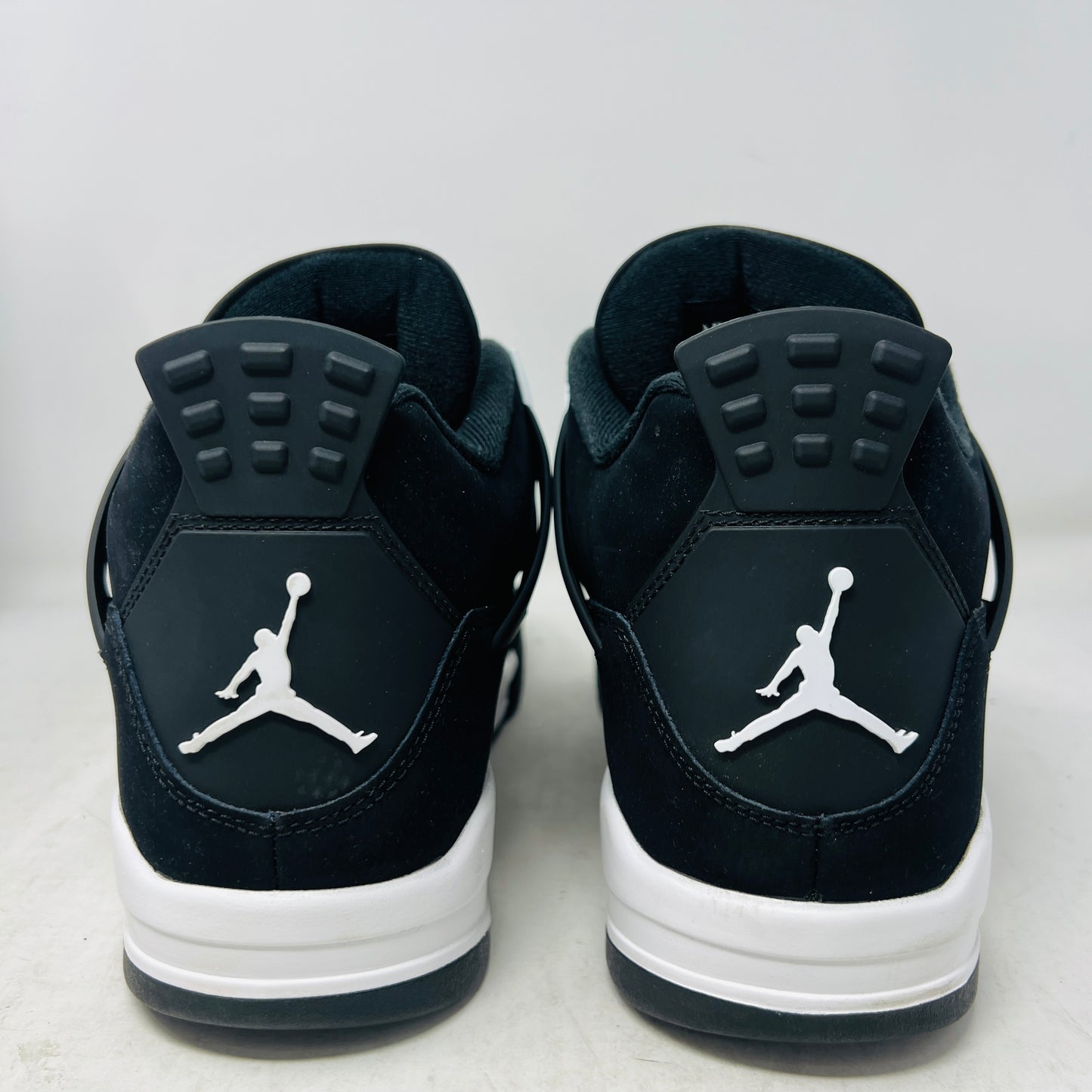 Jordan 4 Retro White Thunder