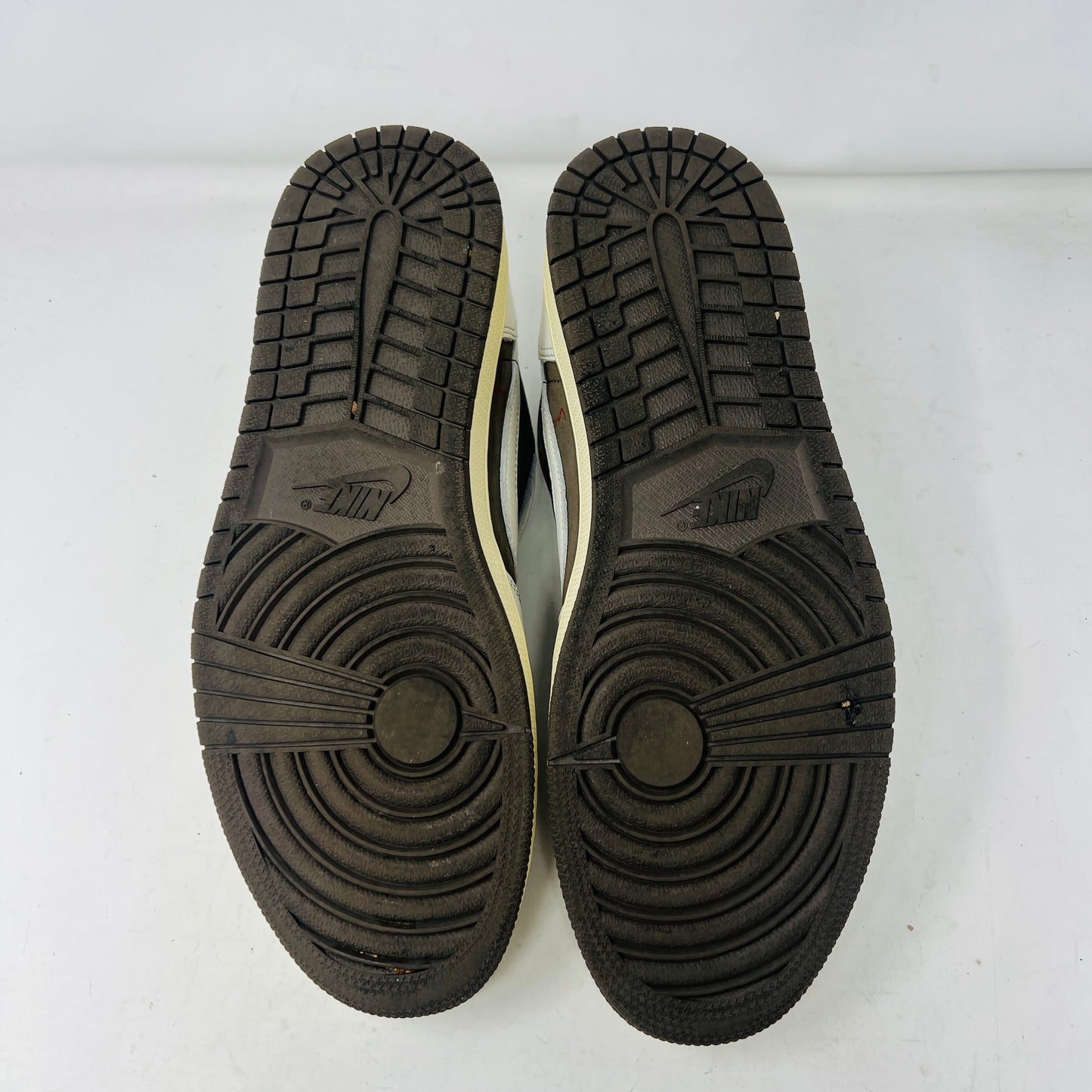 Jordan 1 Retro Low OG SP Travis Scott Reverse Mocha