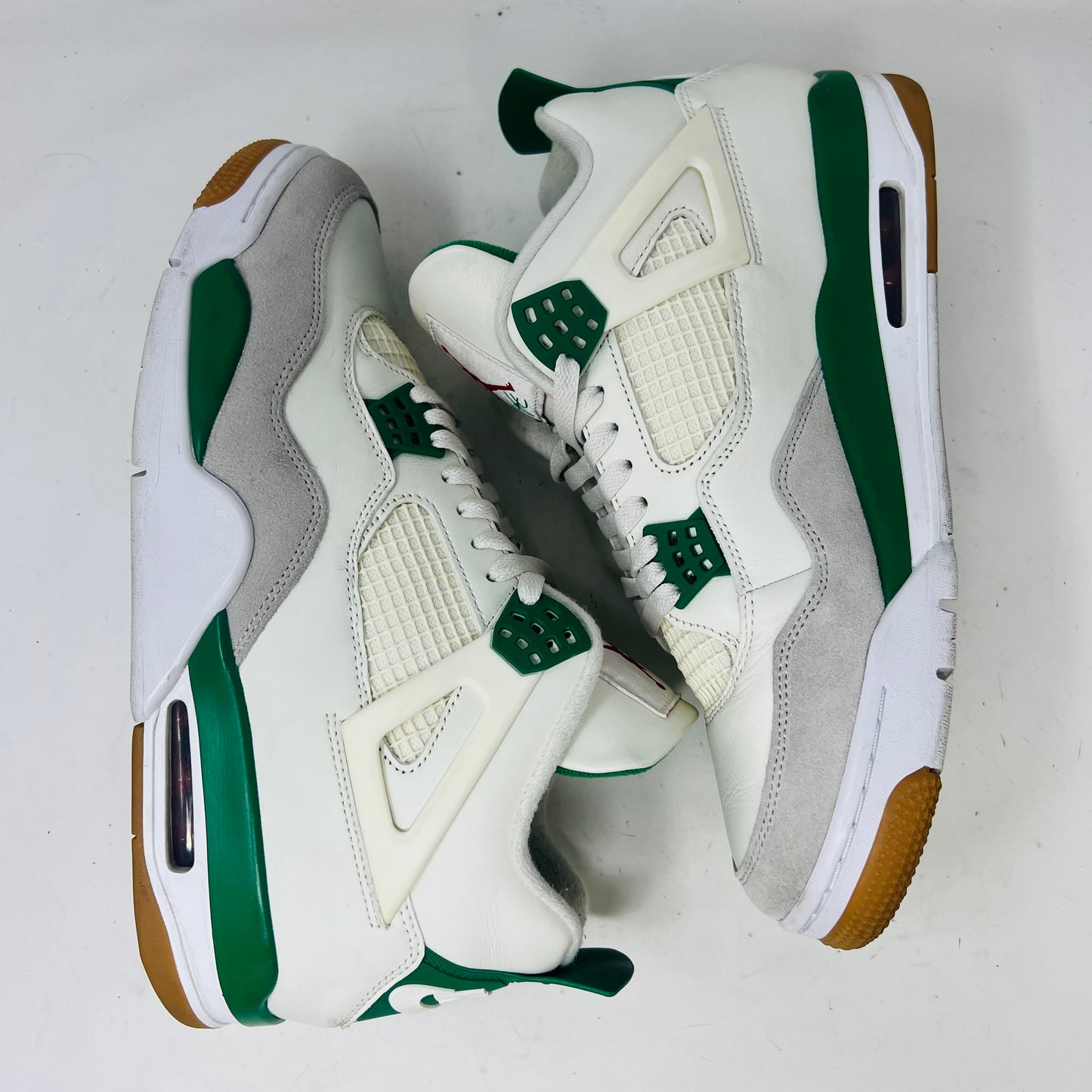 Jordan 4 Retro SB Pine Green