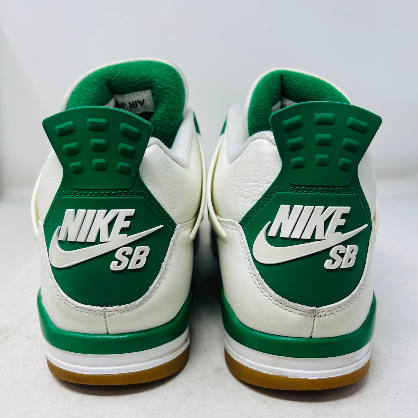 Jordan 4 Retro SB Pine Green