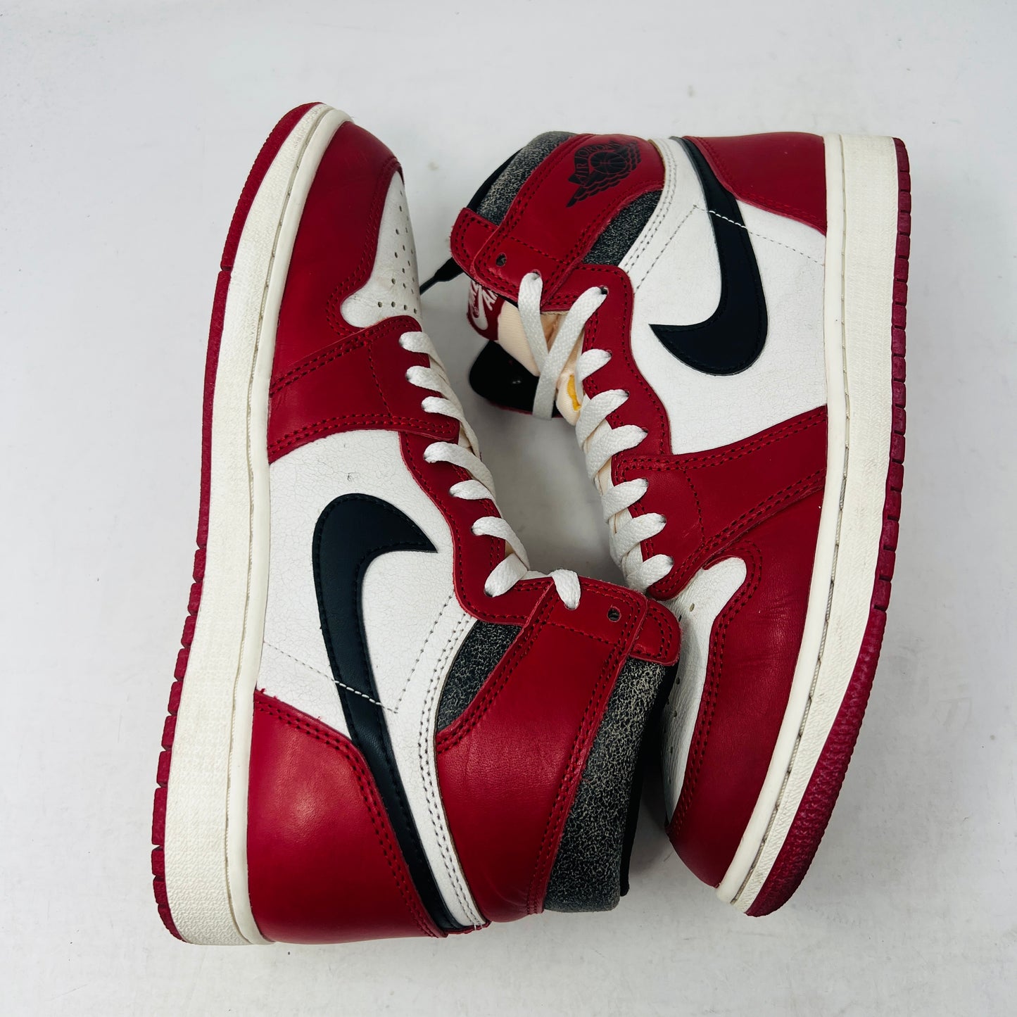 Jordan 1 Retro High OG Chicago Lost and Found