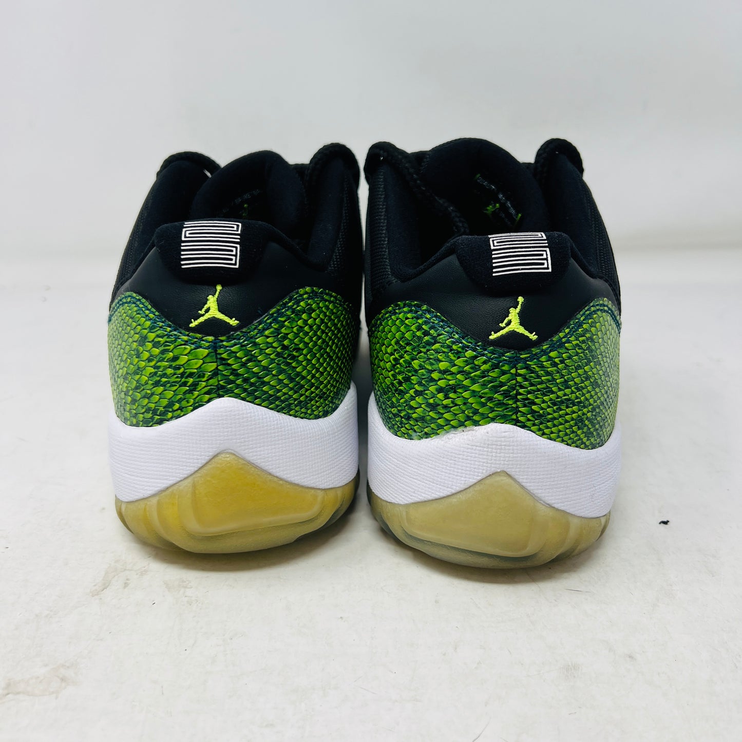 Jordan 11 Retro Low Green Snakeskin