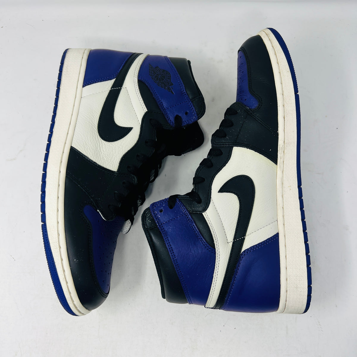 Jordan 1 Retro High Court Purple
