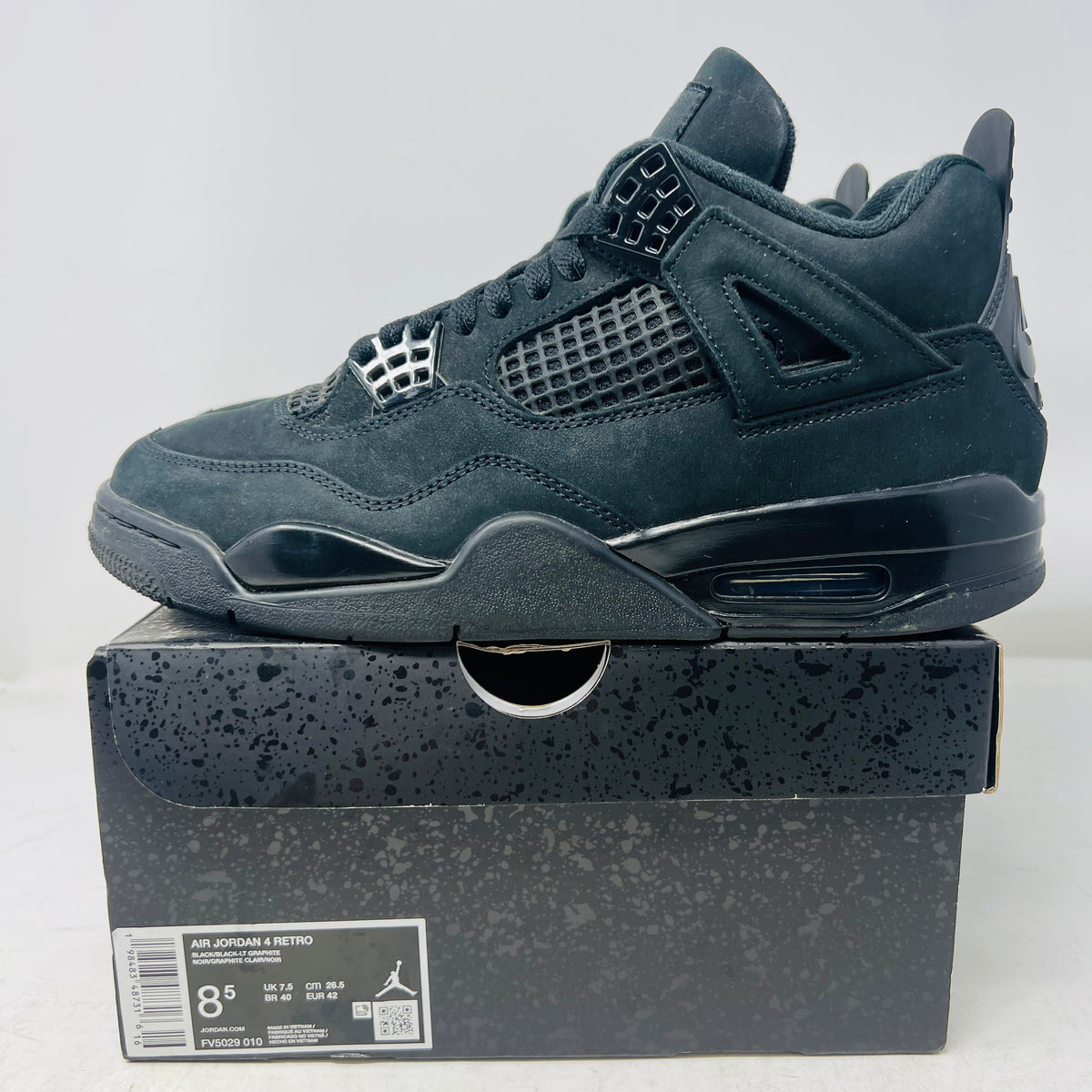 Jordan 4 Retro Black Cat (2025)