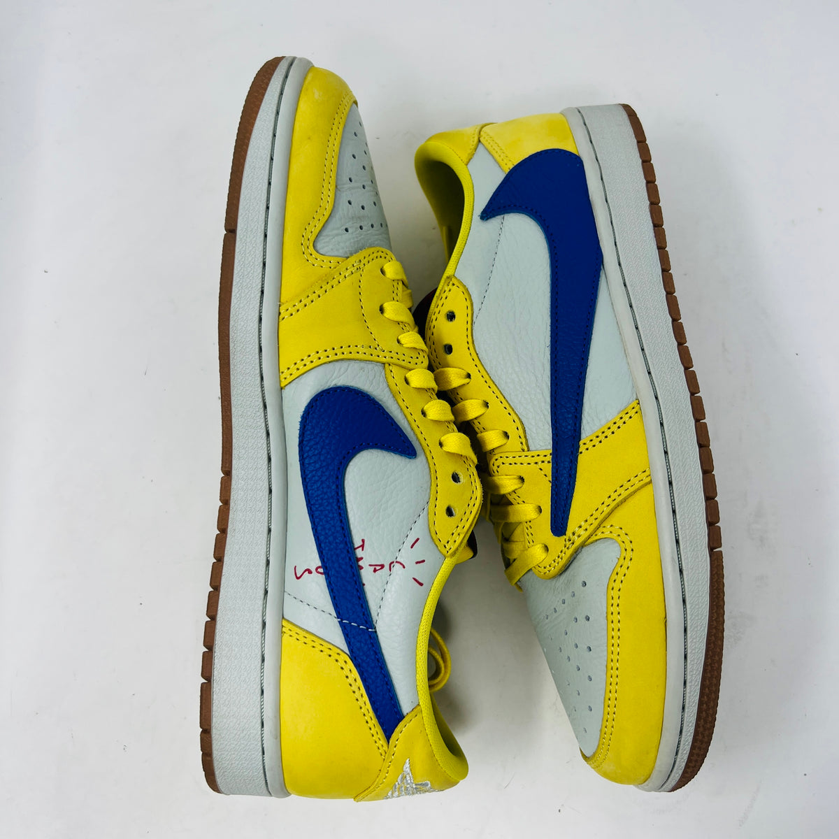 Jordan 1 Retro Low OG SP Travis Scott Canary (Women's)