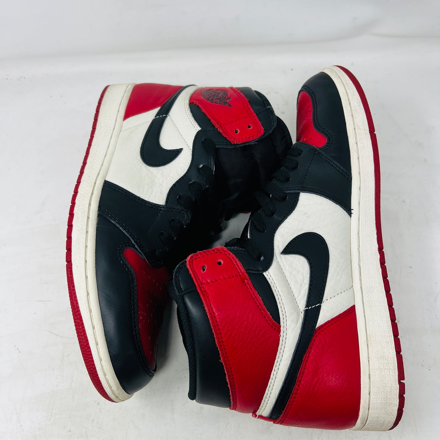 Jordan 1 Retro High Bred Toe